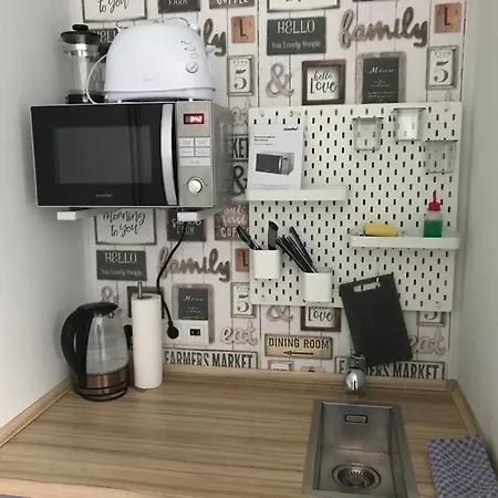 Clarkes Apartment *