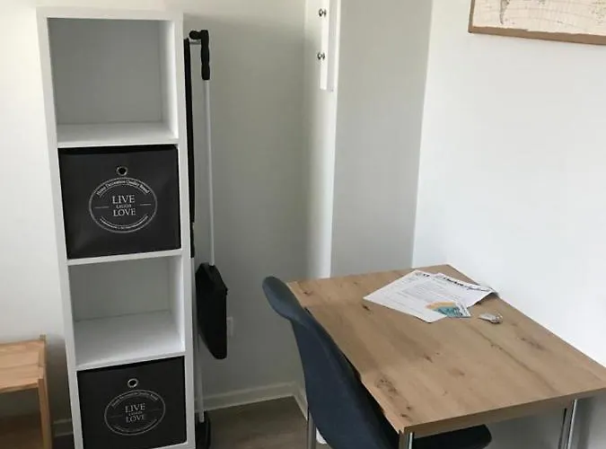 Clarkes Daire Leopoldshohe